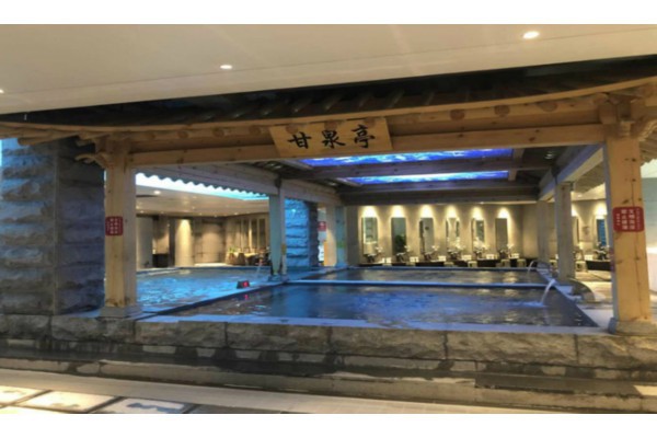 重庆丝袜按摩，体验山城风情里的温柔触感